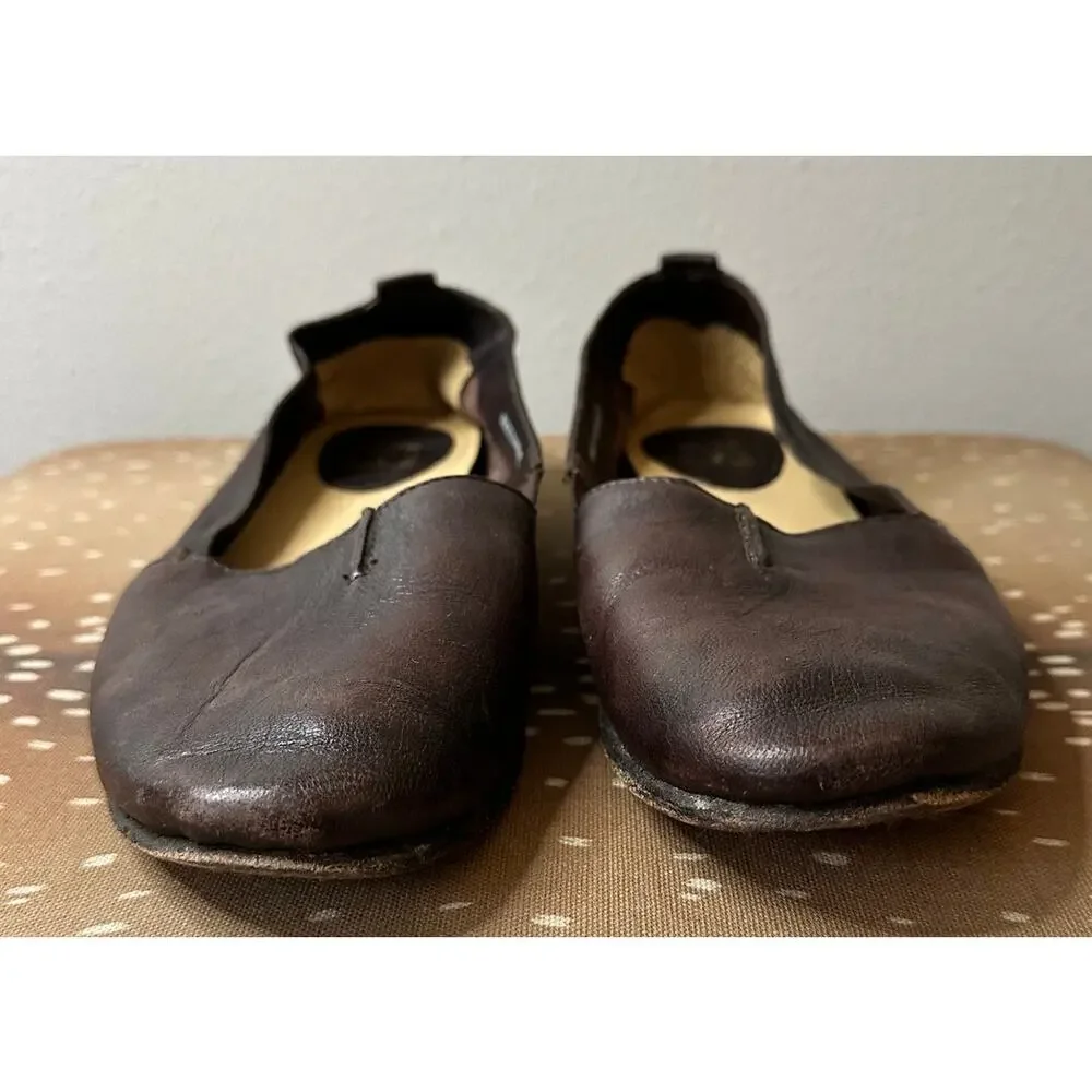 FRYE Chocolate Leather Slip On Loafer Flat Size 9